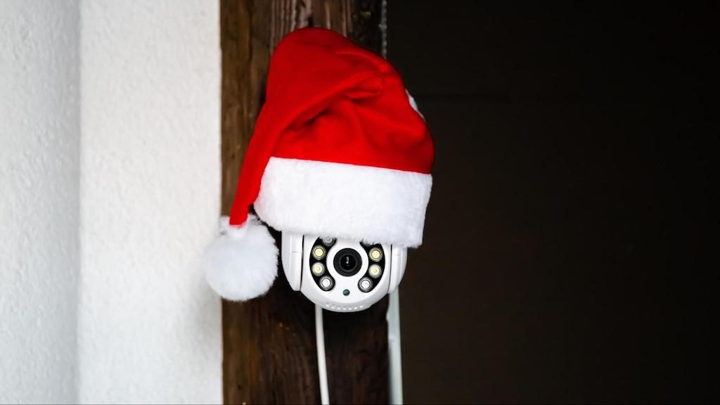 holiday traveling, secure you home with a security camera system